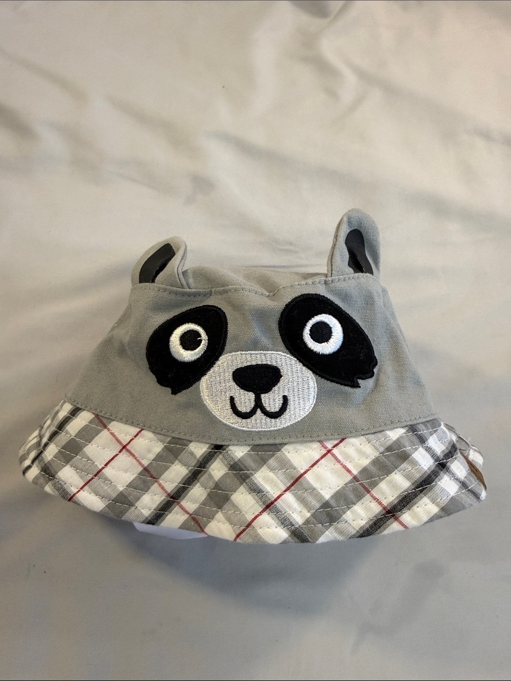 Canadiana Children's NWOT Grey Raccoon Bucket Hat with Plaid Brim